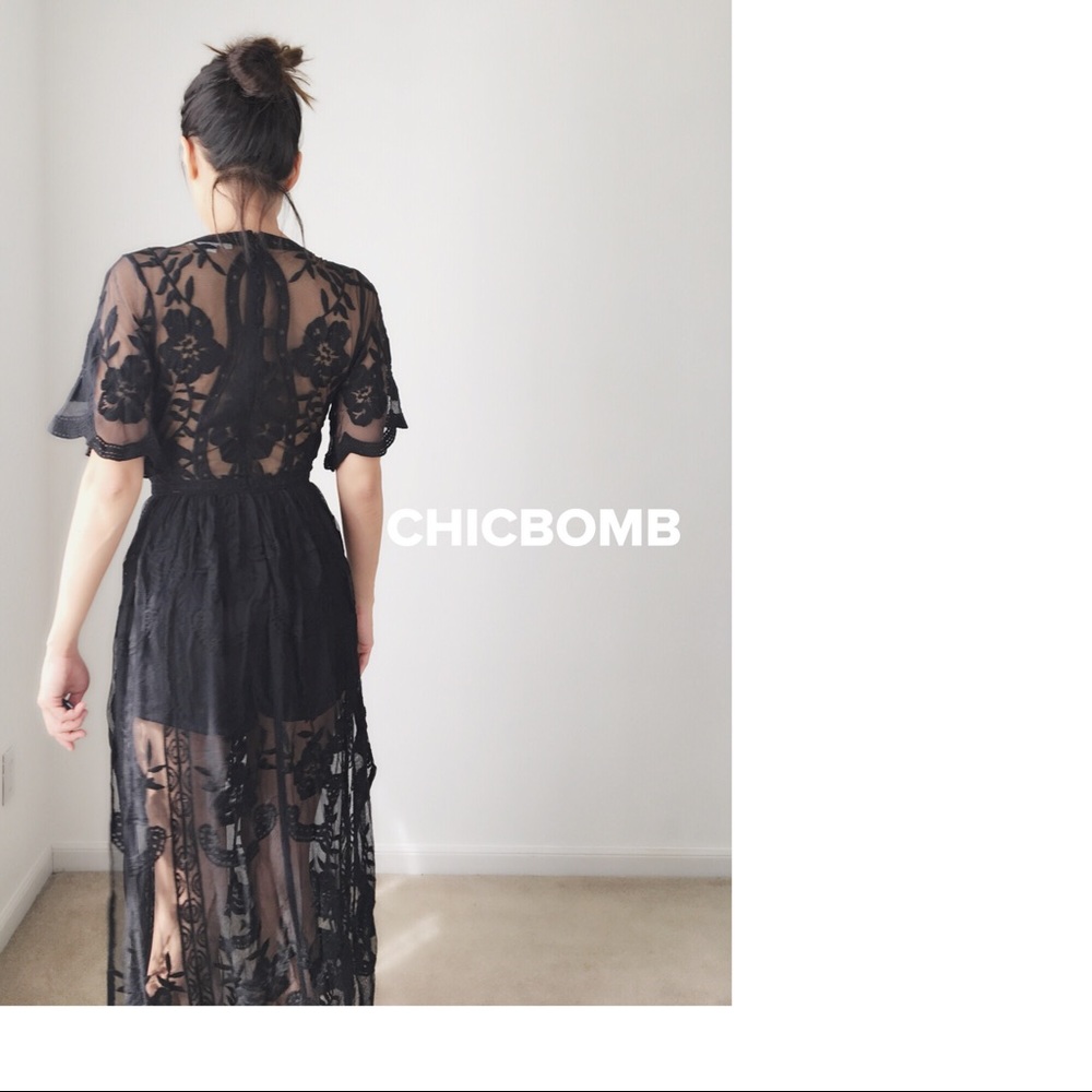 HONEY PUNCH DEEP V Long lace float dress - Picture 6 of 6